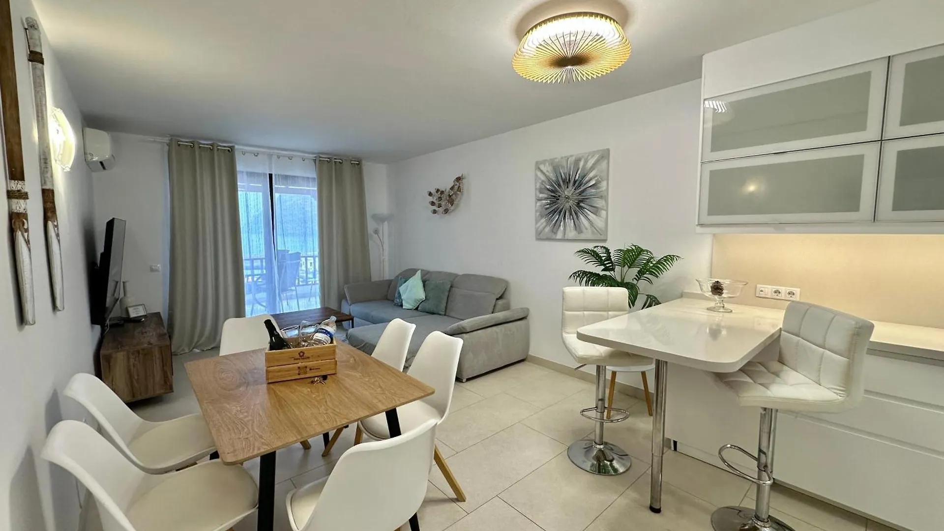 Apartment Capitain Jane'S Beachside Haven Acantilado de los Gigantes